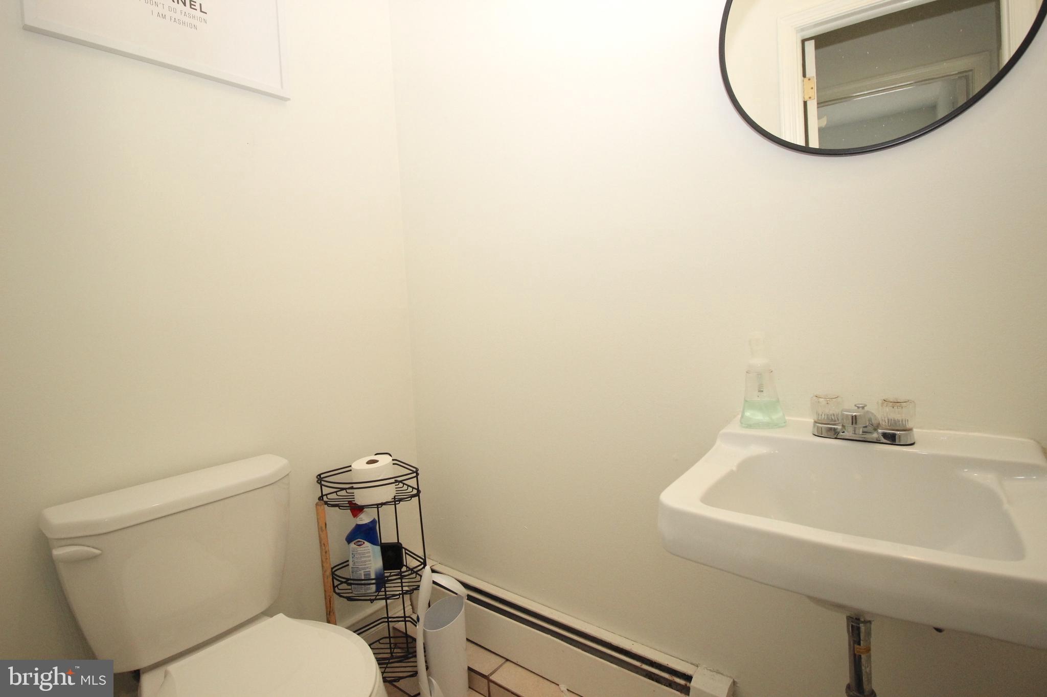 HOLLY HILL - Residential Lease