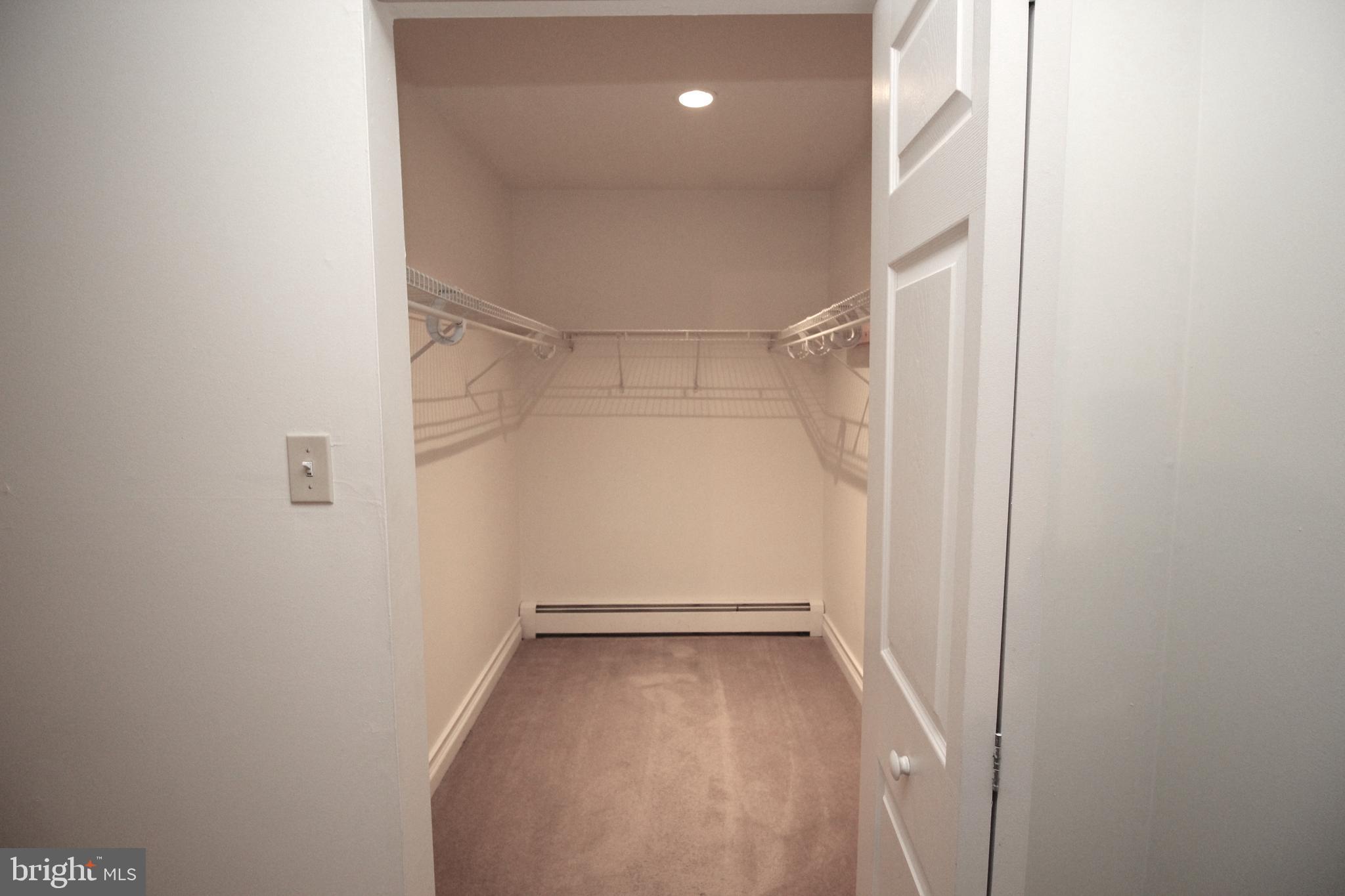 HOLLY HILL - Residential Lease