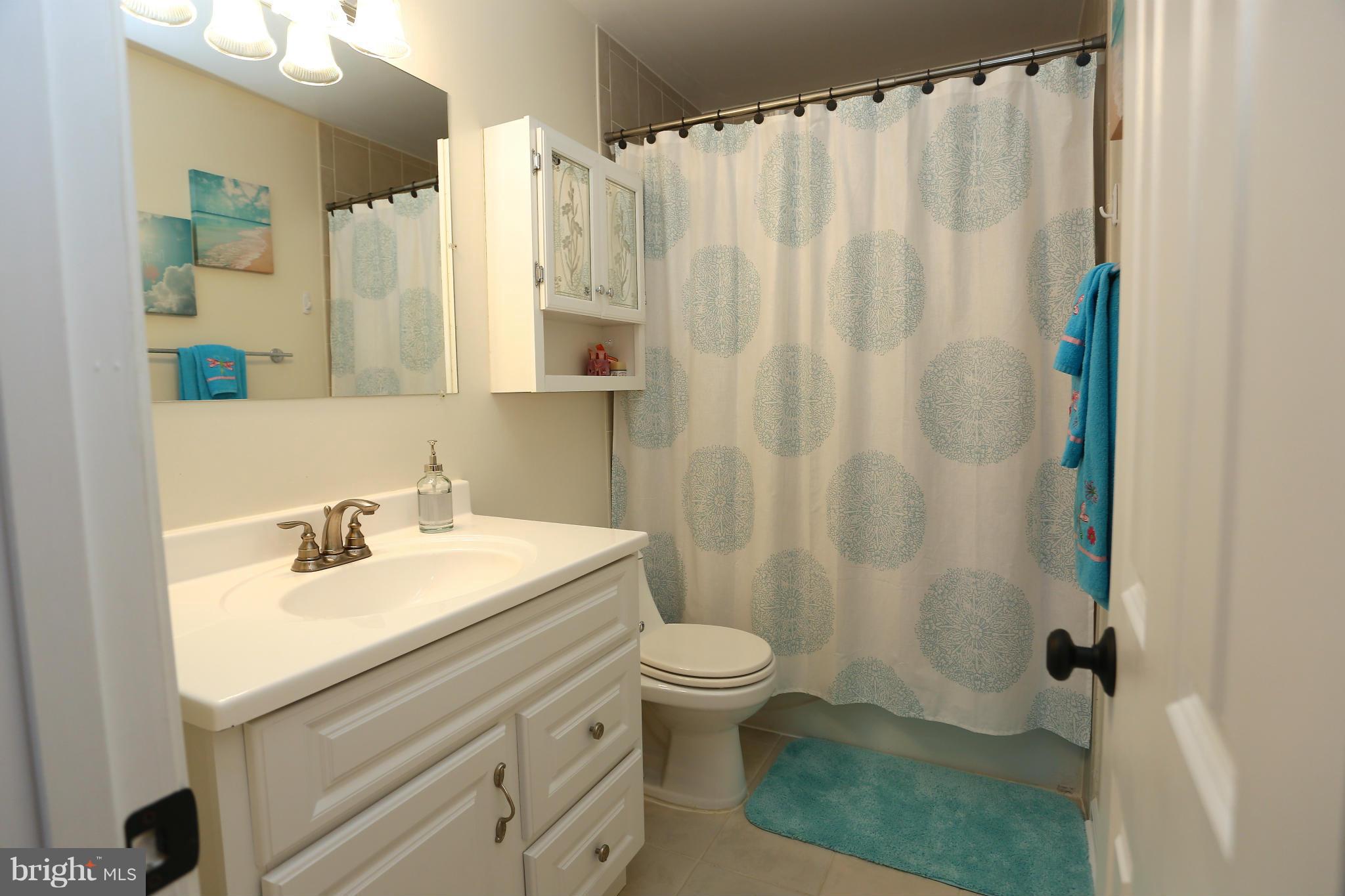 WESTVIEW HILLS - Residential