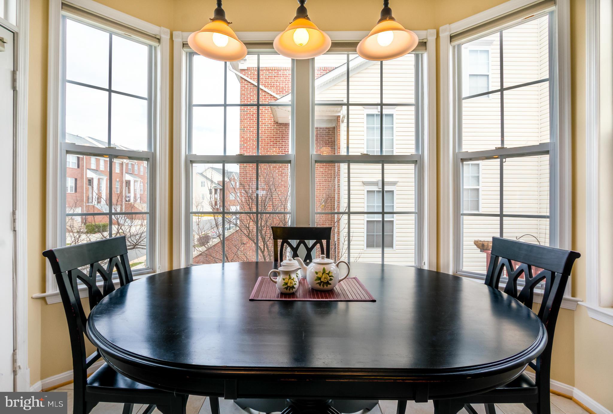 ASHBURN VILLAGE - Residential