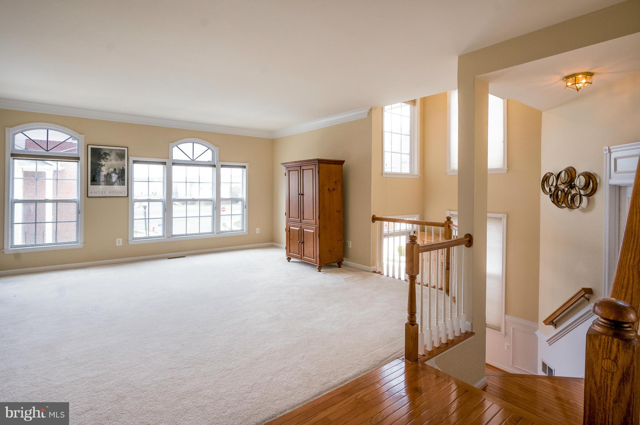 ASHBURN VILLAGE - Residential