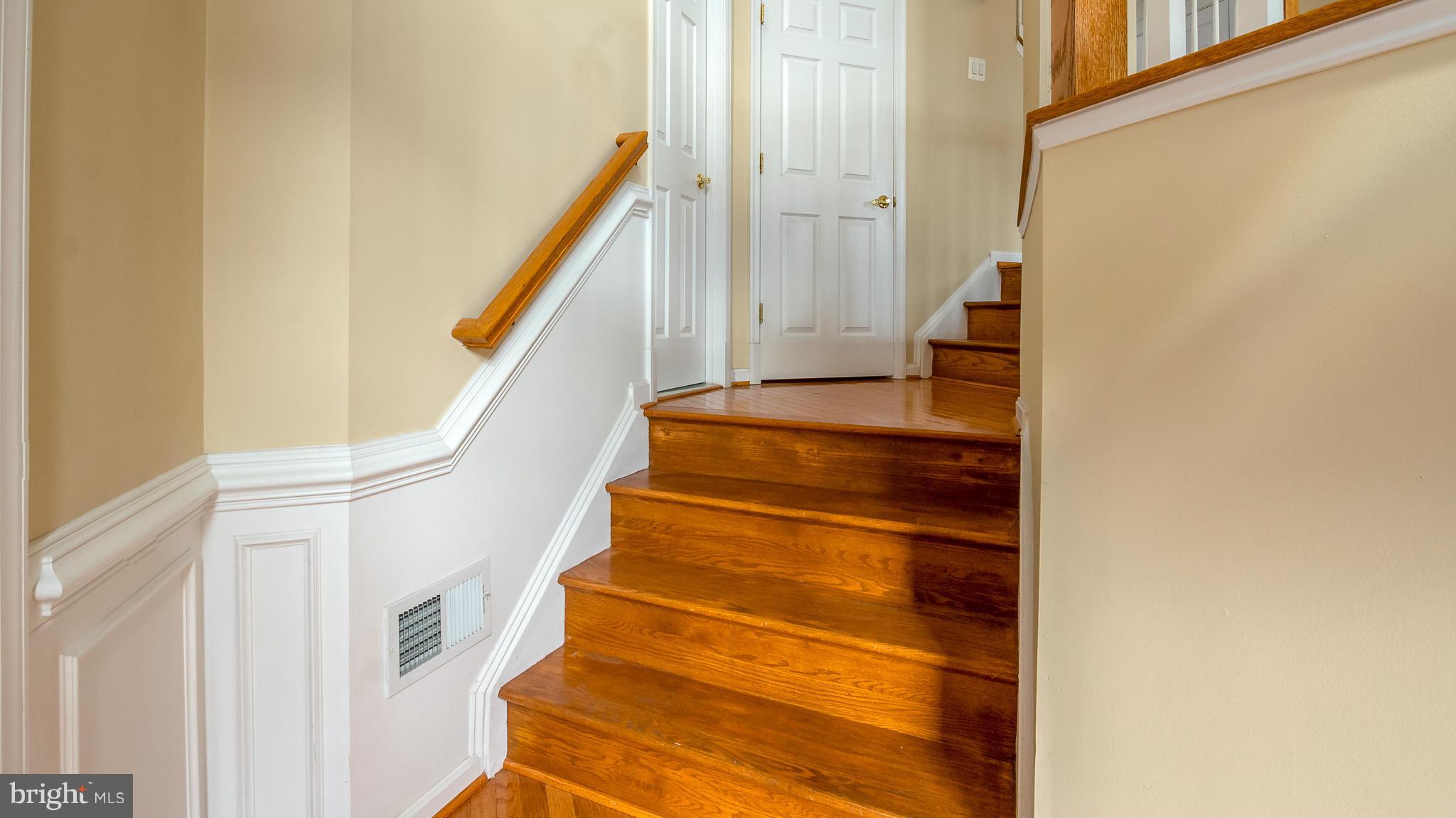 ASHBURN VILLAGE - Residential