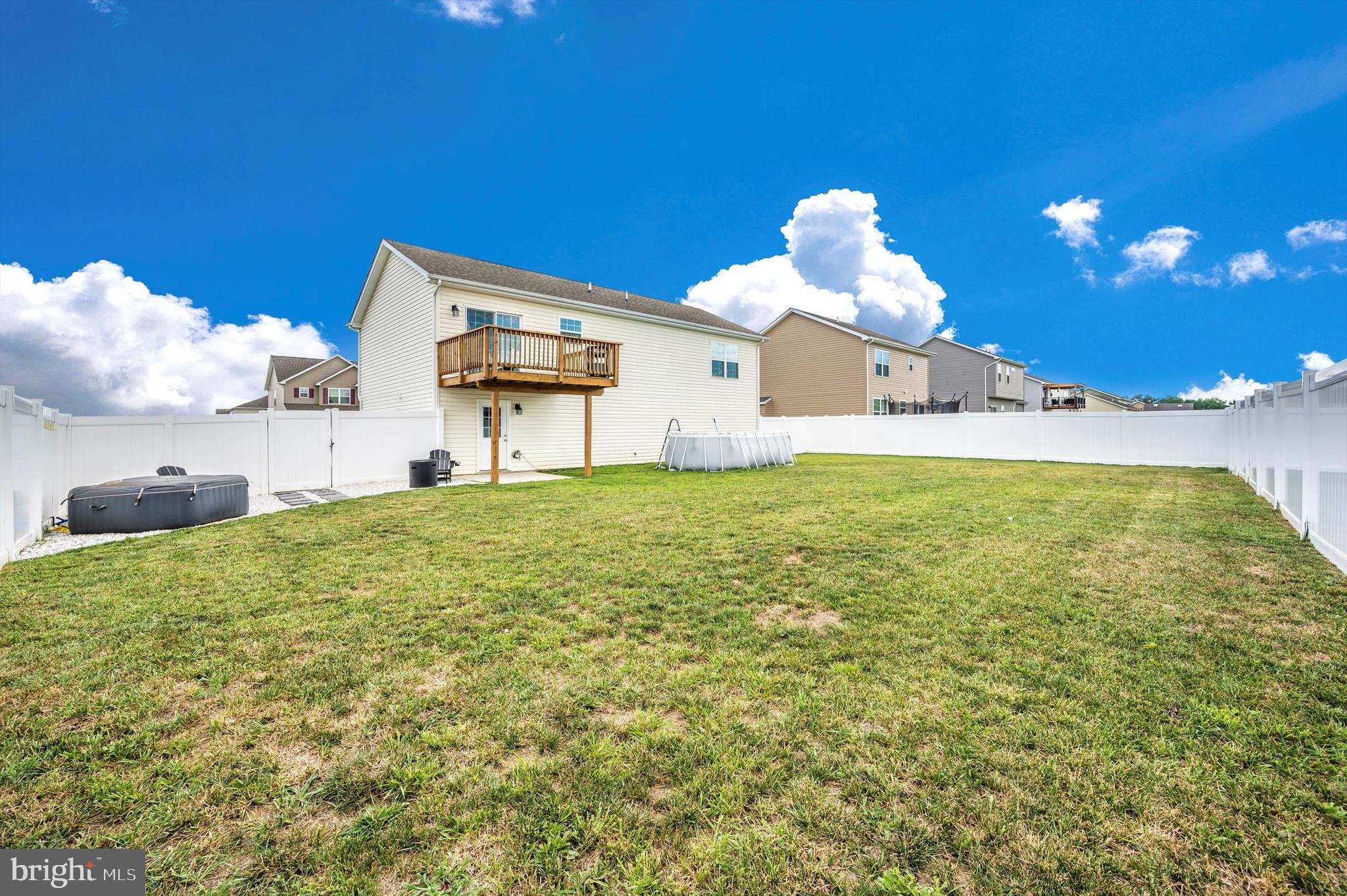 HERITAGE HILLS - Residential