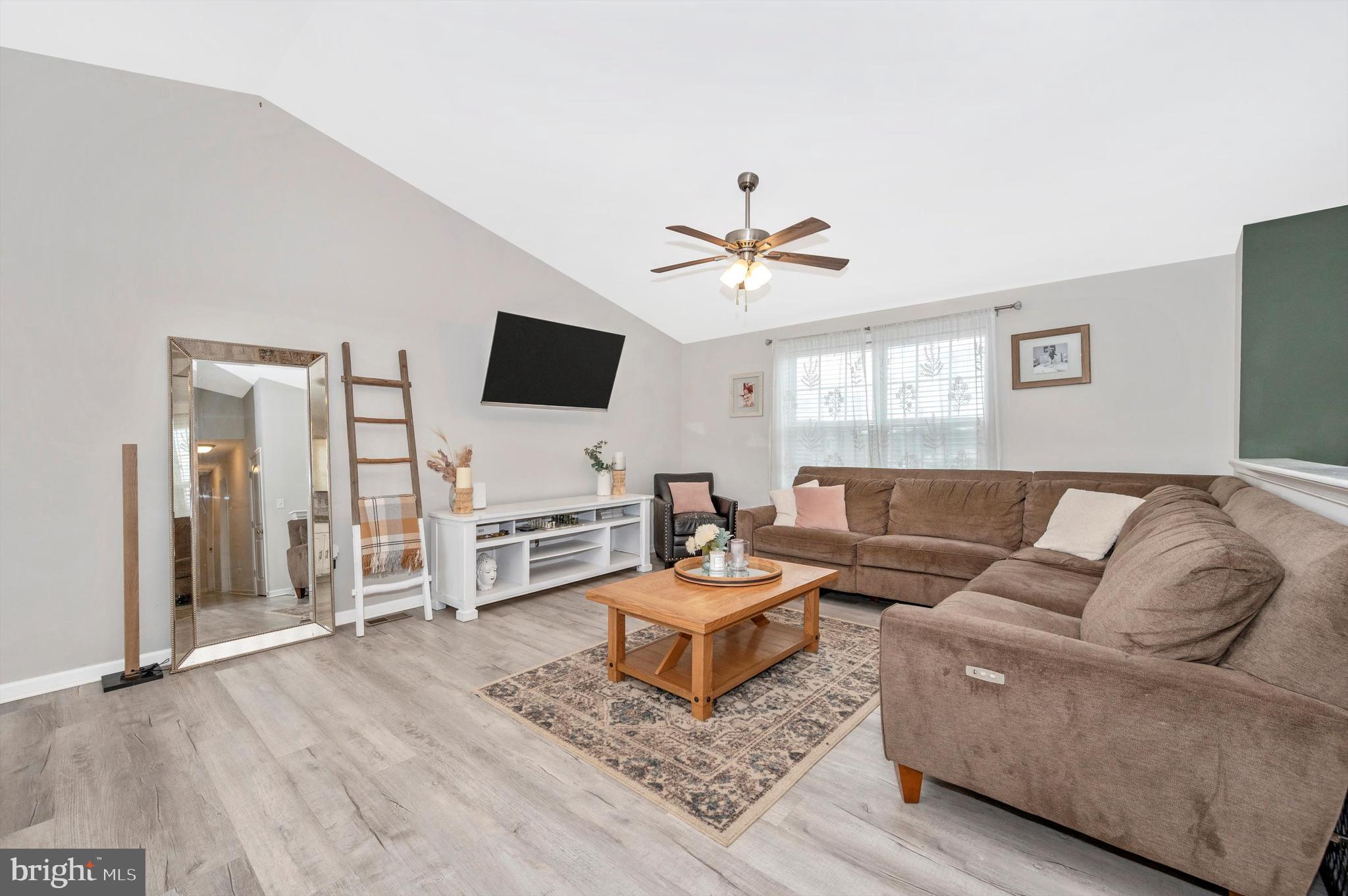 HERITAGE HILLS - Residential