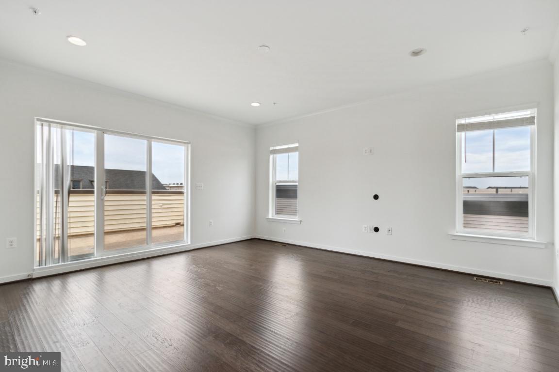 BRAMBLETON - Residential