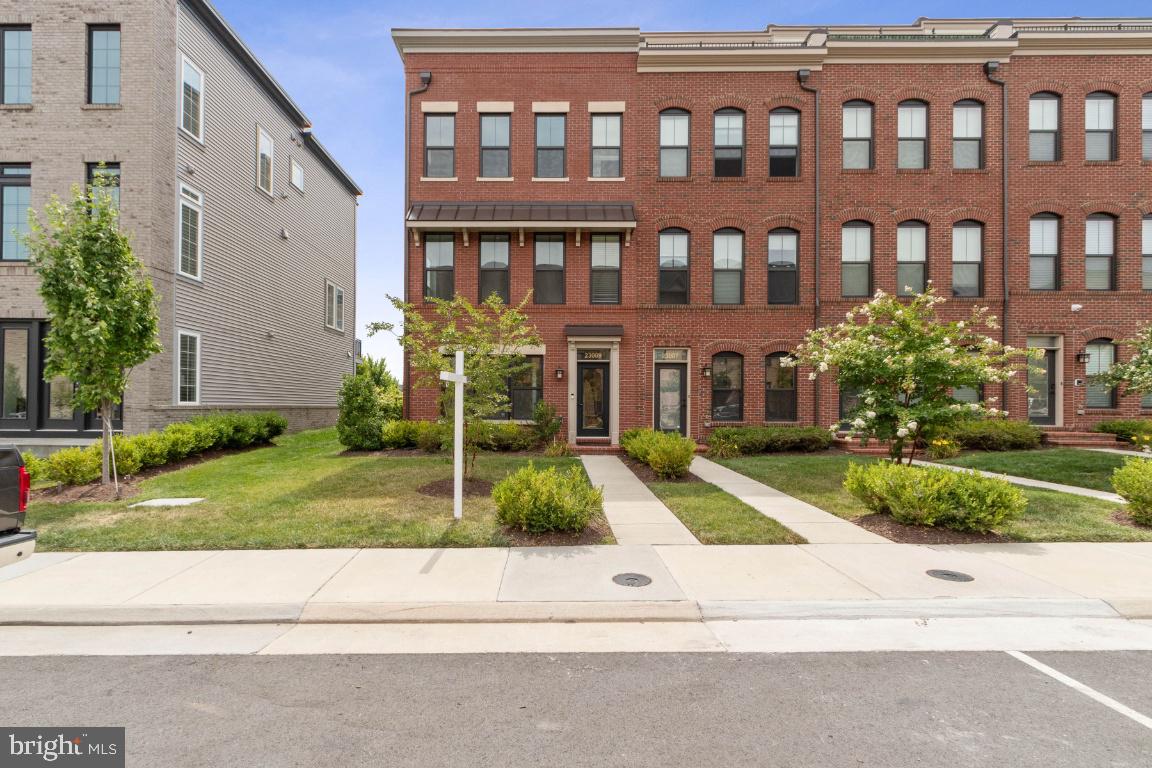 BRAMBLETON - Residential