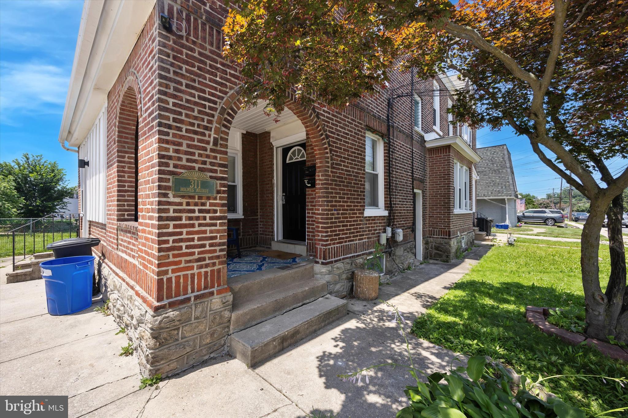 RIDLEY PARK - Residential Lease