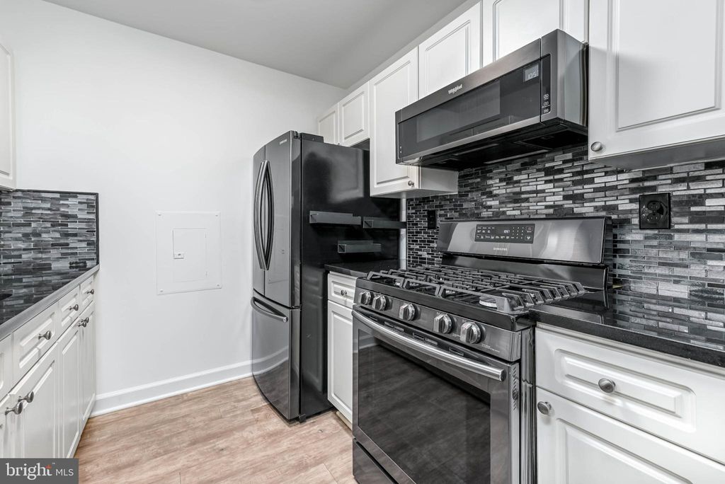 Photo of 5573 Seminary Road #115, FALLS CHURCH, VA 22041 (MLS # VAFX2281708)