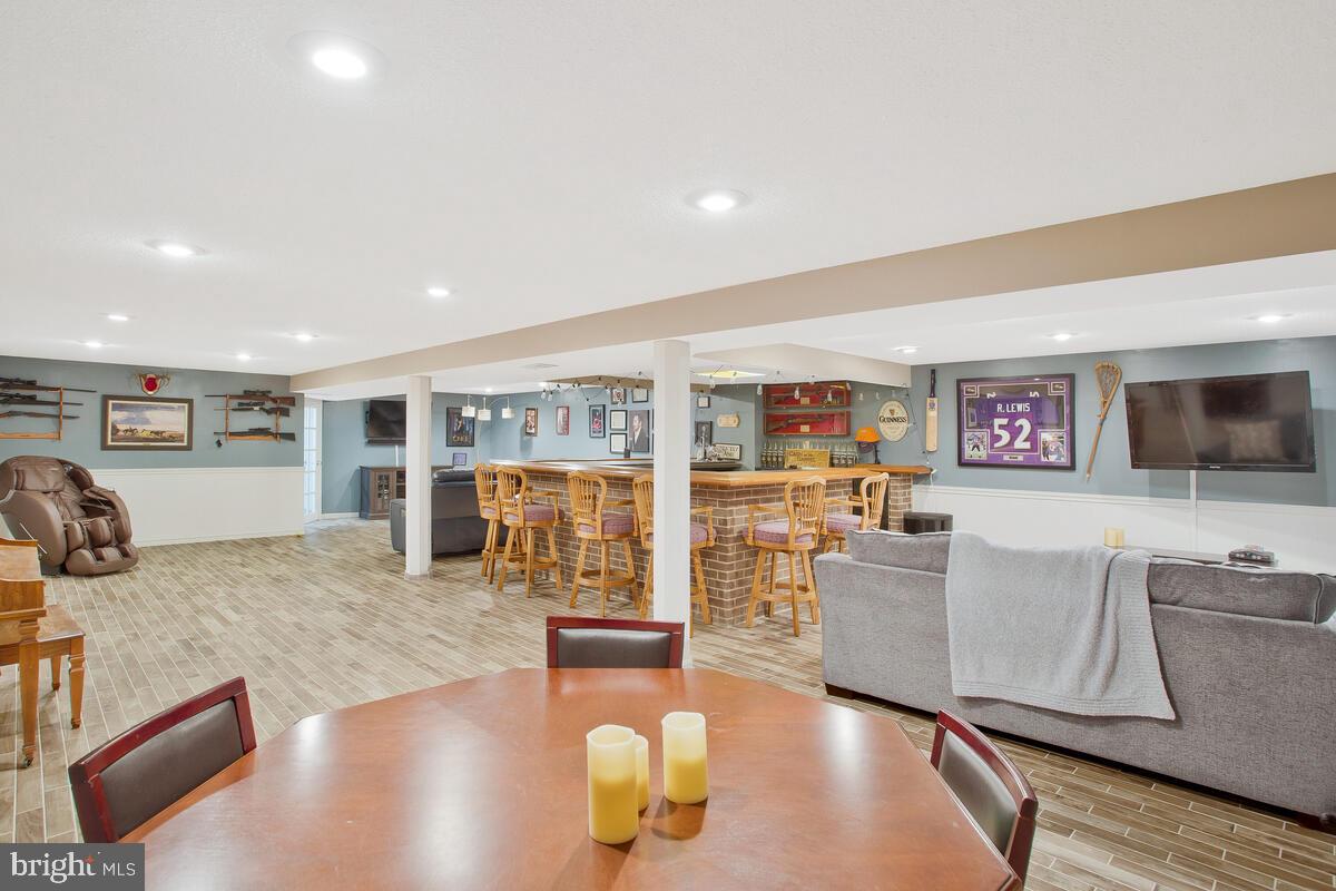 SHORES OF CALVERT - Residential