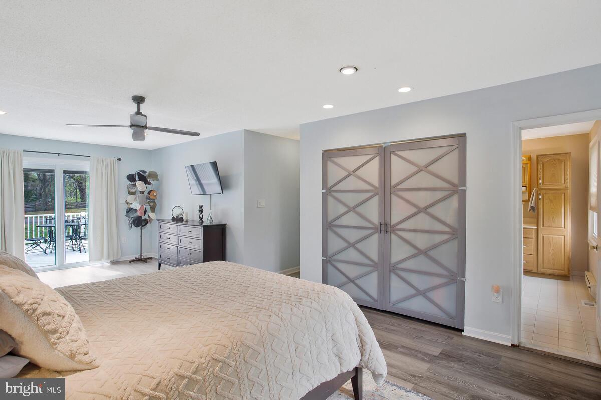 SHORES OF CALVERT - Residential