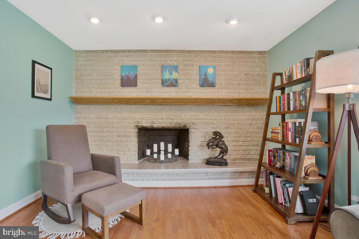 SHORES OF CALVERT - Residential