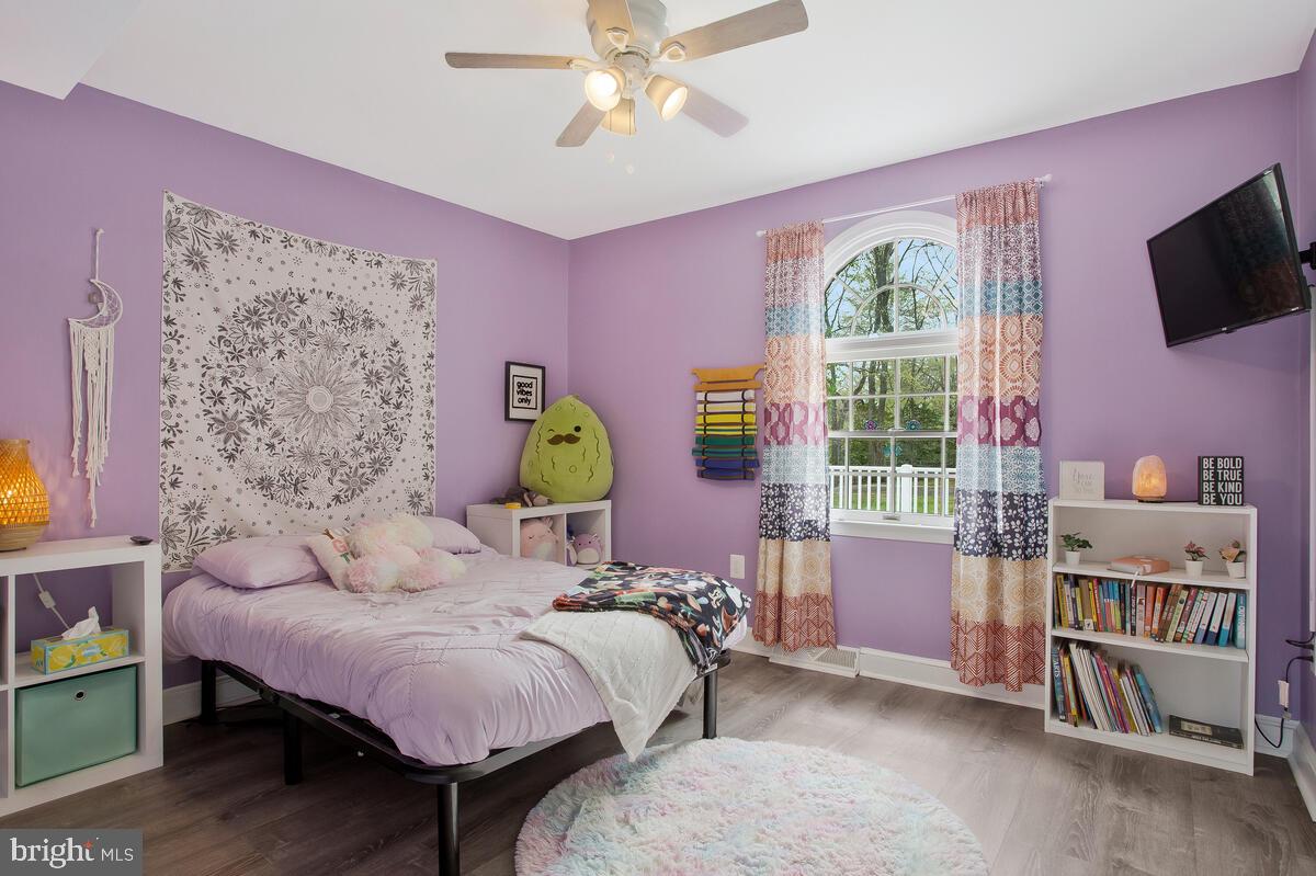 SHORES OF CALVERT - Residential