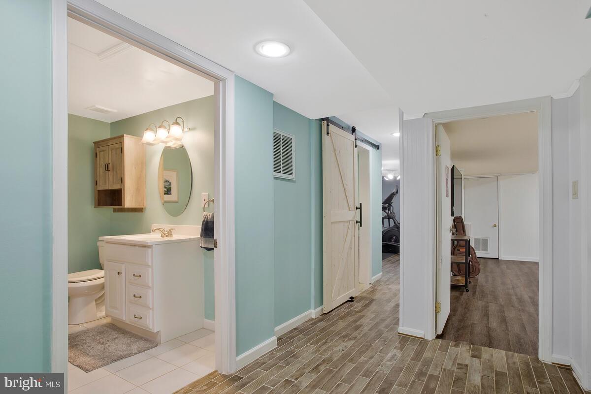 SHORES OF CALVERT - Residential