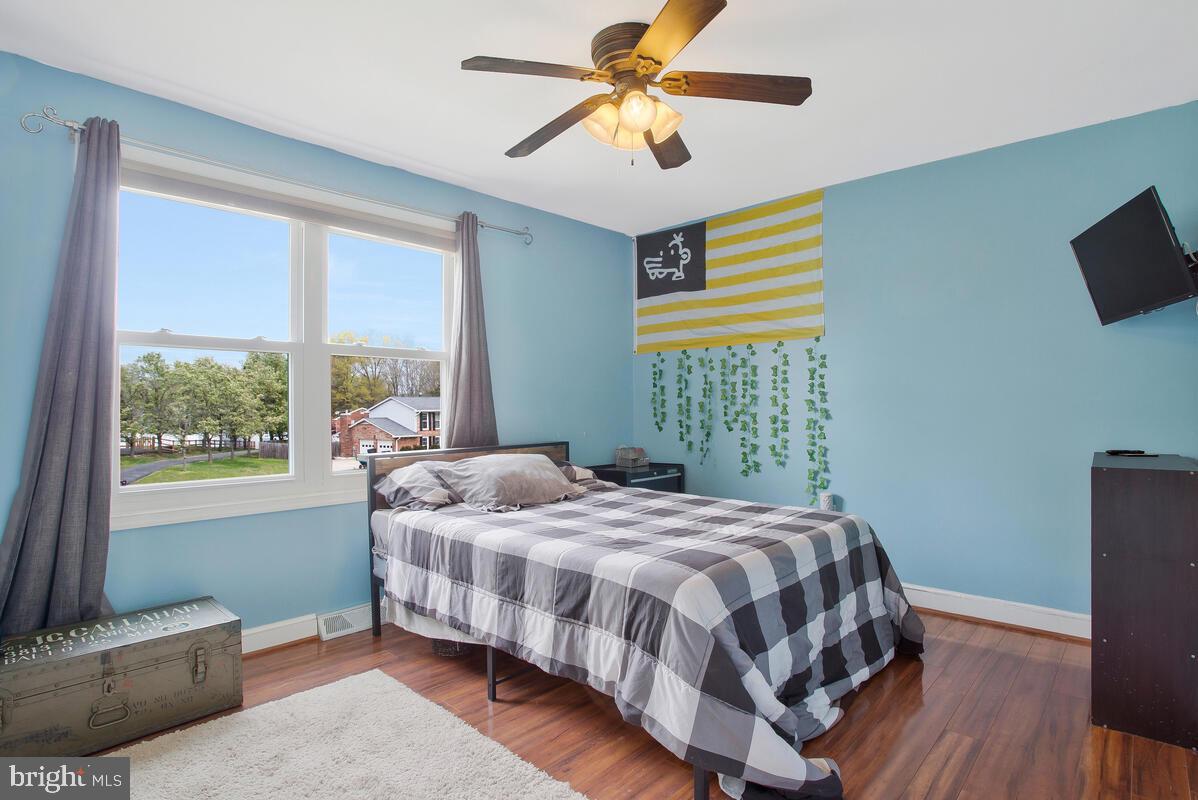 SHORES OF CALVERT - Residential