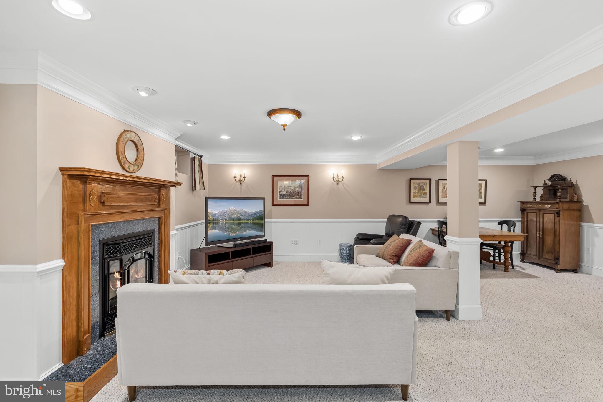 HUNTER MILL FOREST - Residential