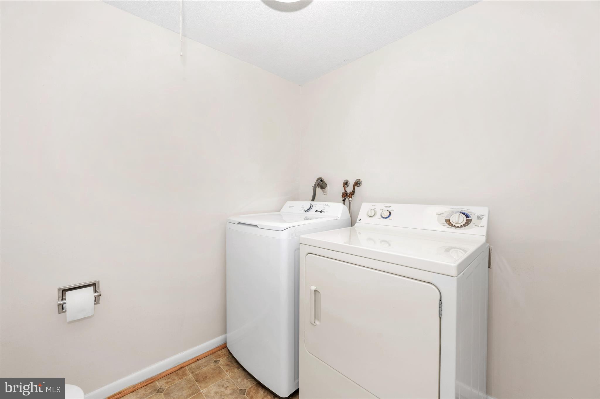 ROSSMOOR MUTUAL #5 - Residential