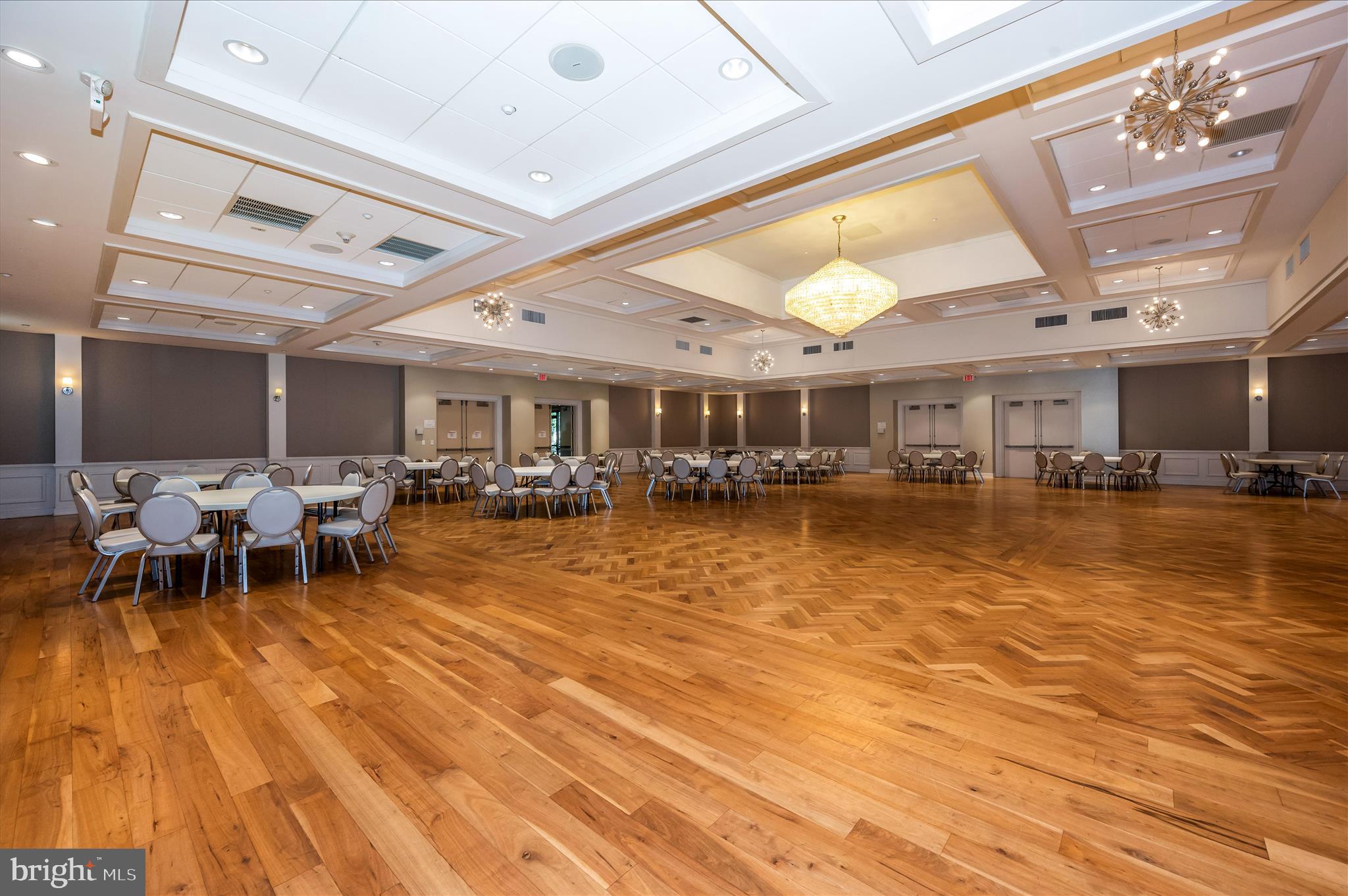 ROSSMOOR MUTUAL #5 - Residential