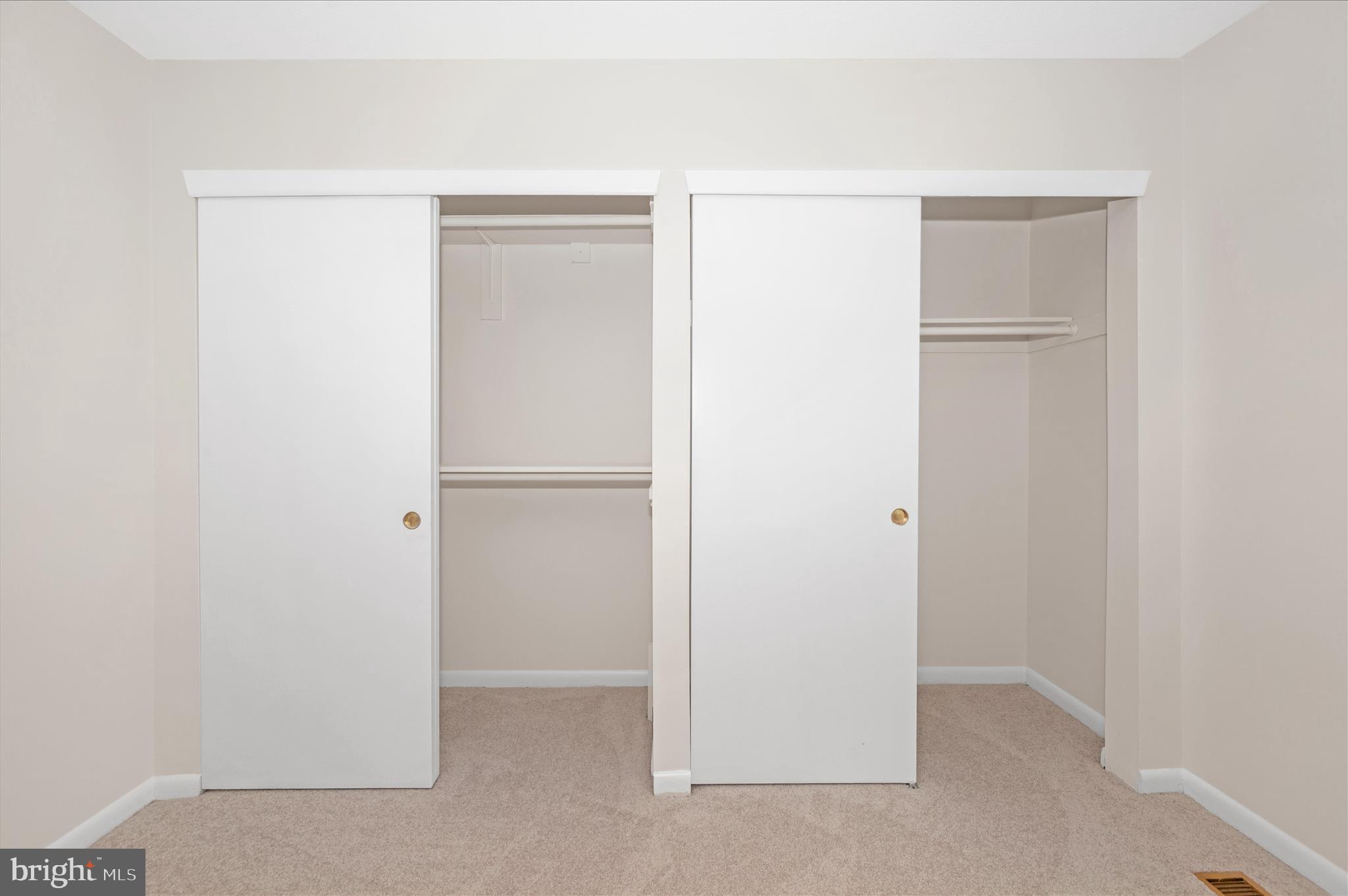 ROSSMOOR MUTUAL #5 - Residential