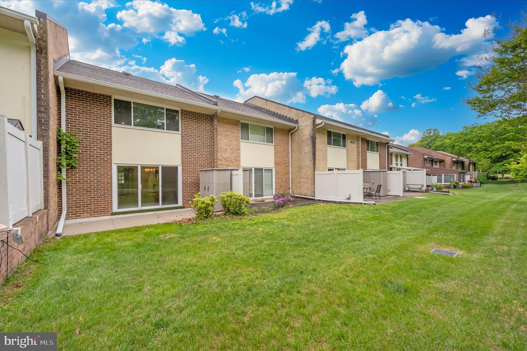ROSSMOOR MUTUAL #5 - Residential
