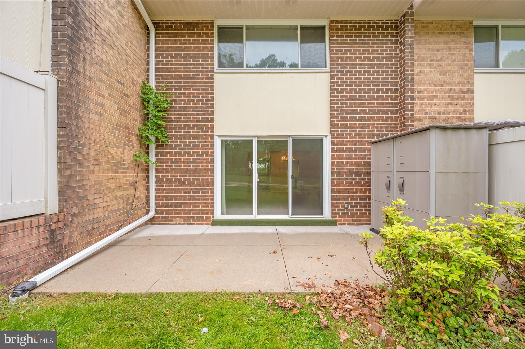 ROSSMOOR MUTUAL #5 - Residential