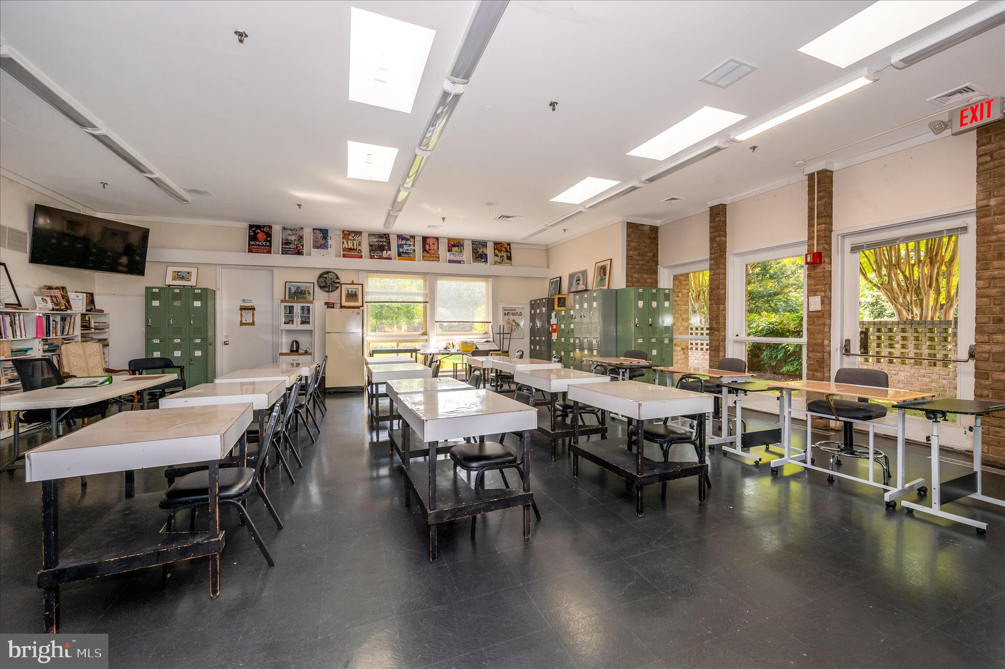 ROSSMOOR MUTUAL #5 - Residential