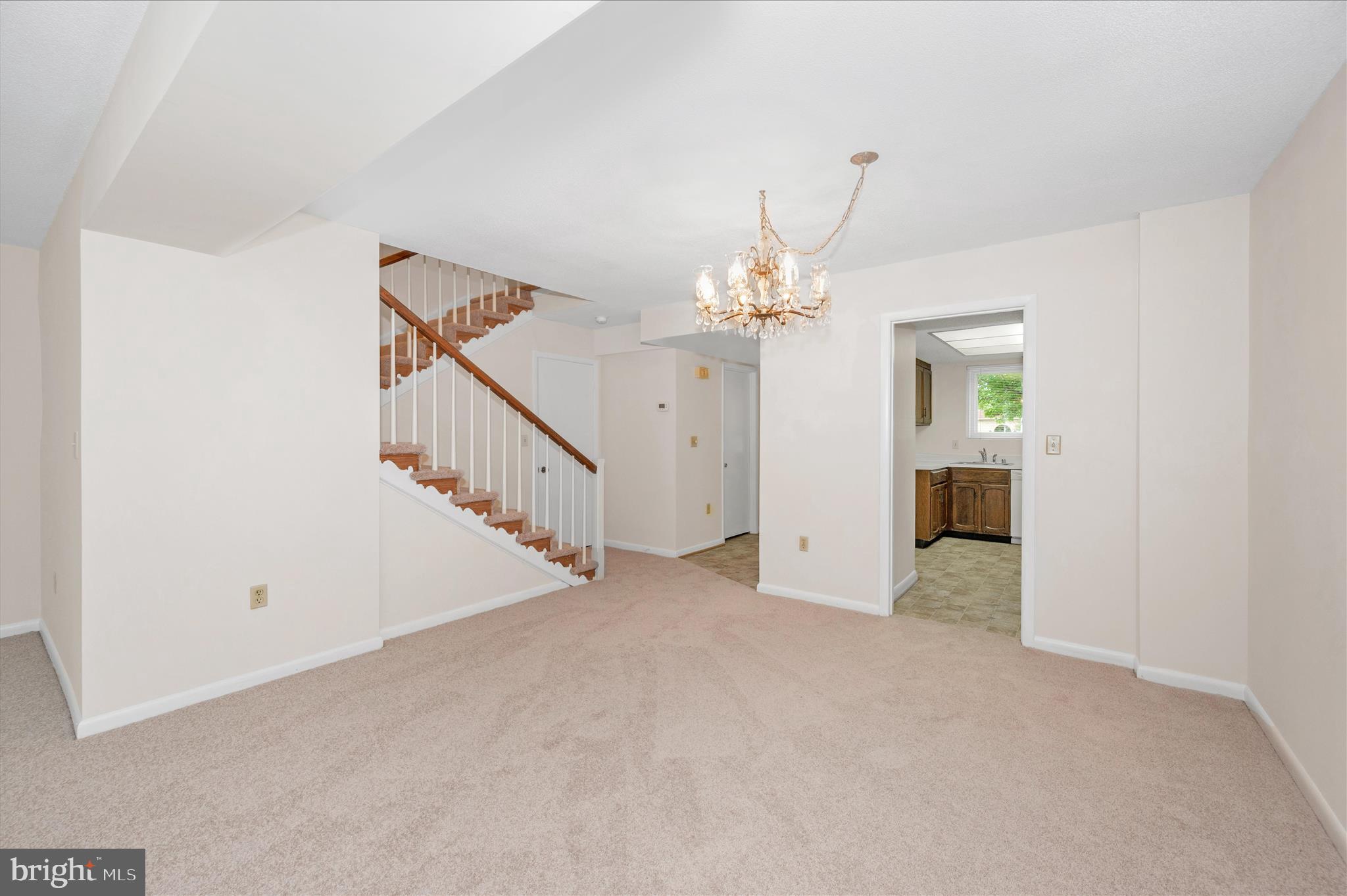ROSSMOOR MUTUAL #5 - Residential