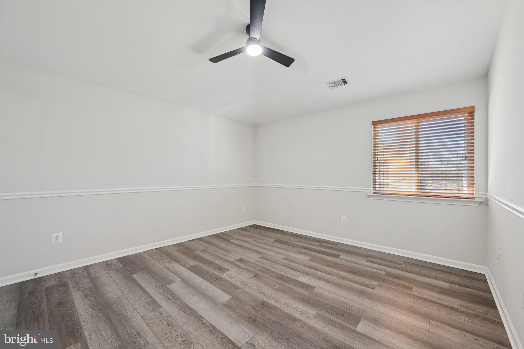 OLD FARM STATION - Residential