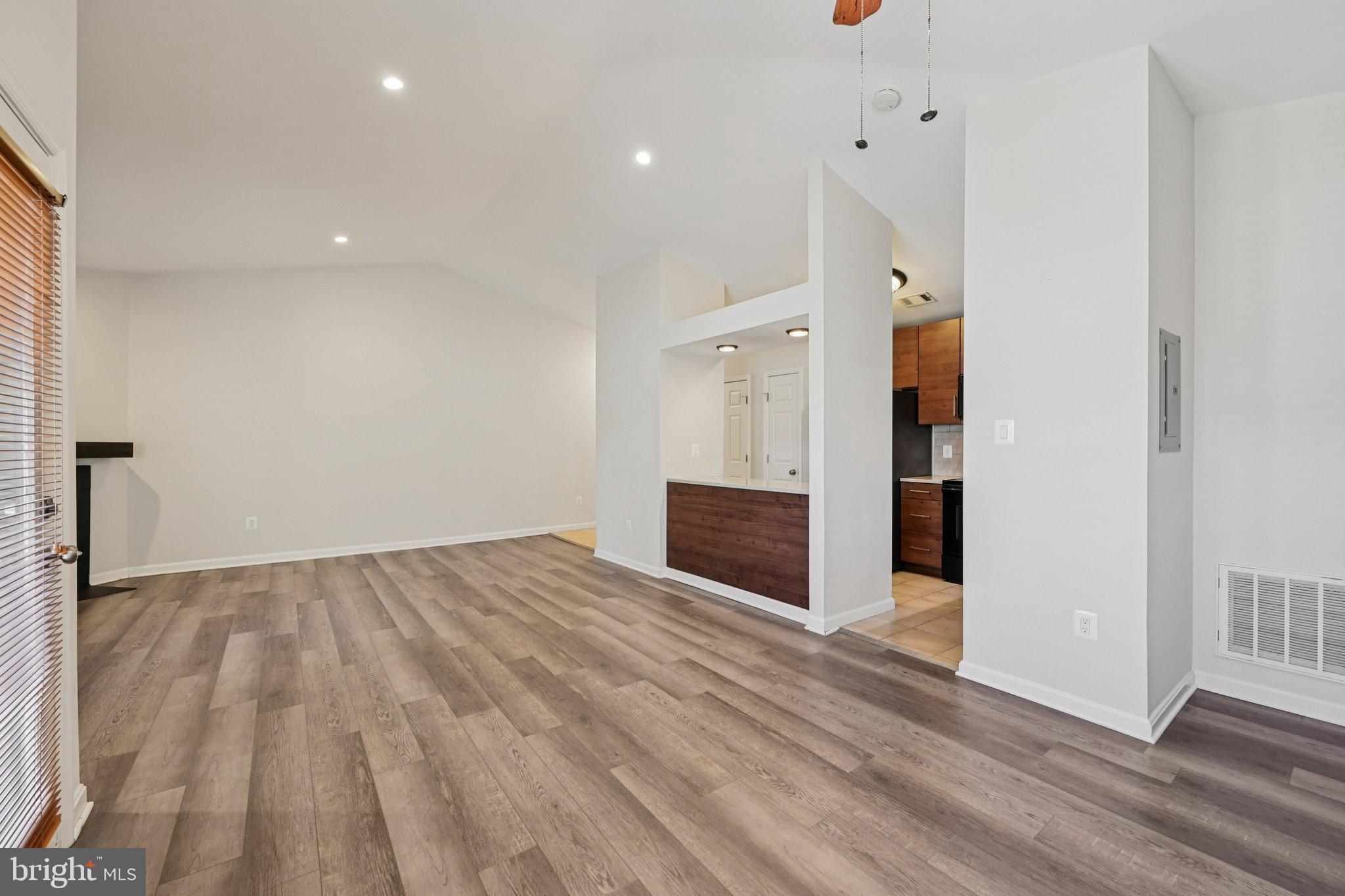 OLD FARM STATION - Residential