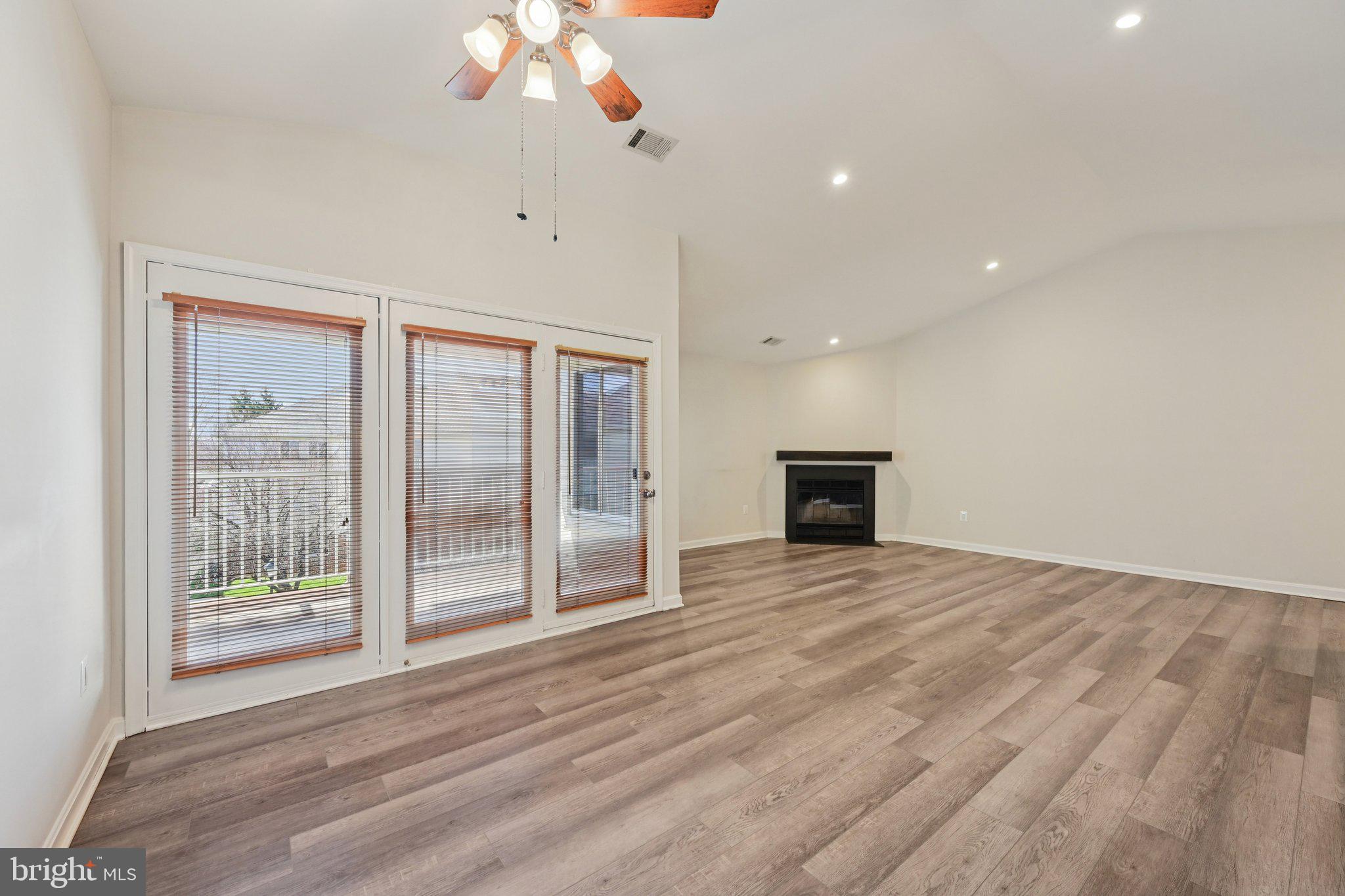 OLD FARM STATION - Residential