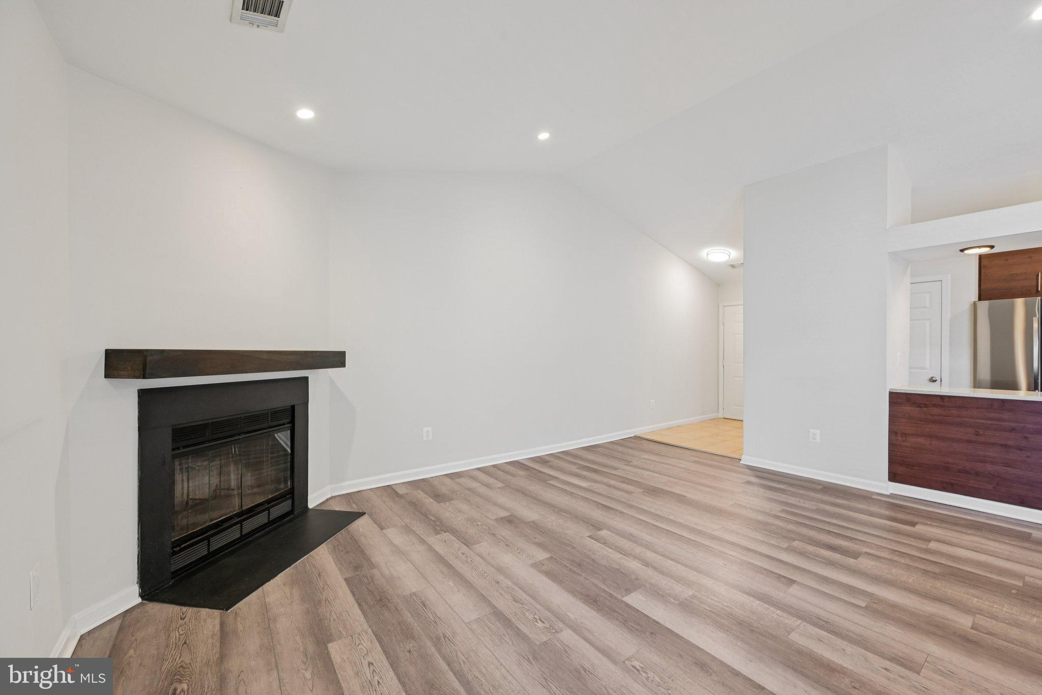 OLD FARM STATION - Residential