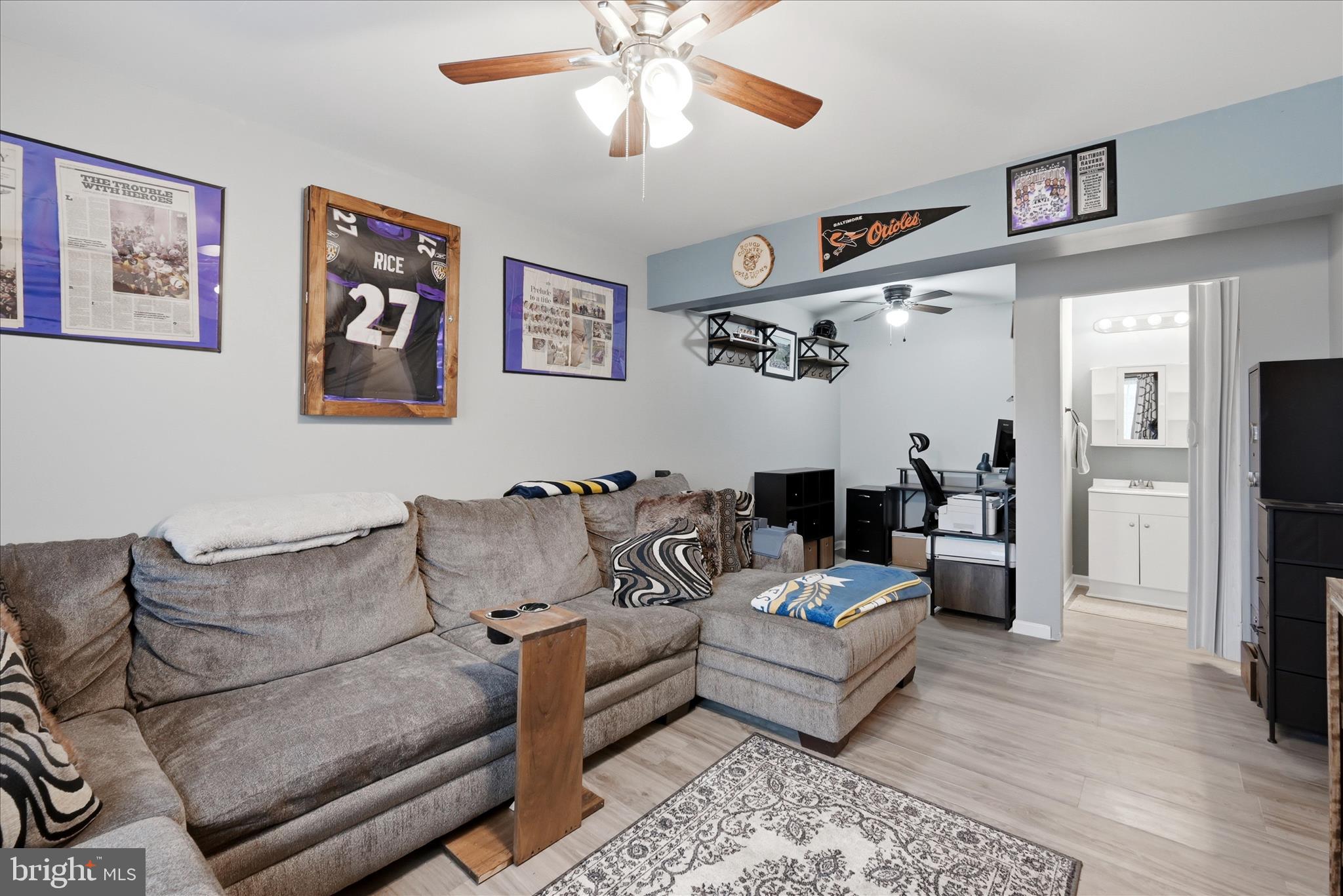 CHESSIE COURT - Residential