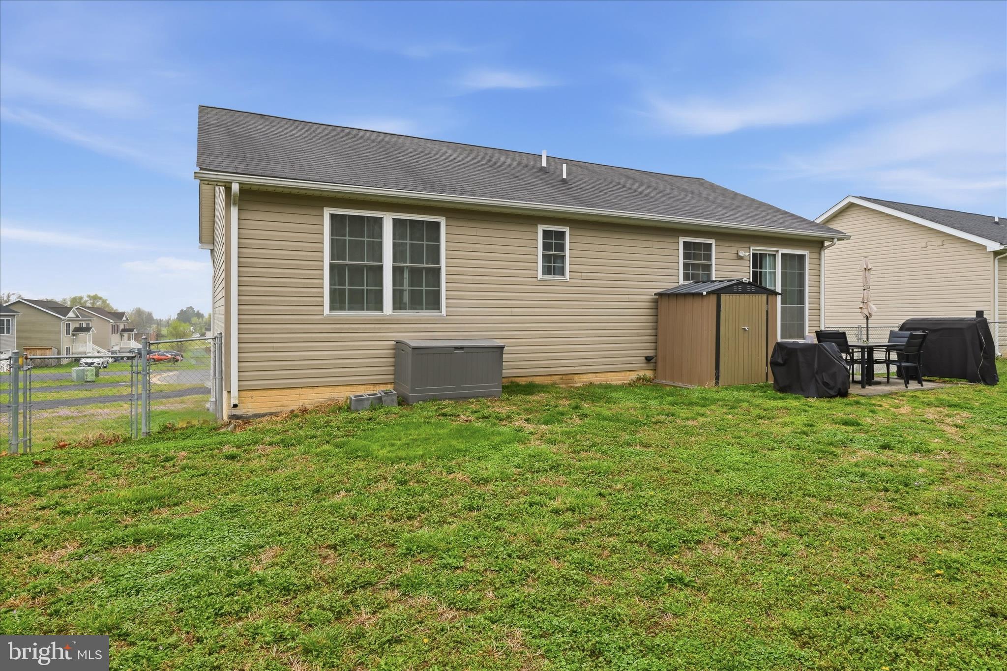 CHESSIE COURT - Residential