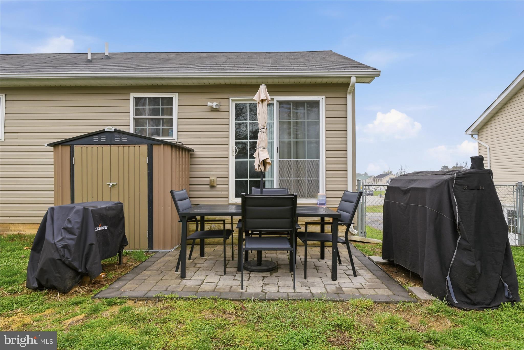 CHESSIE COURT - Residential