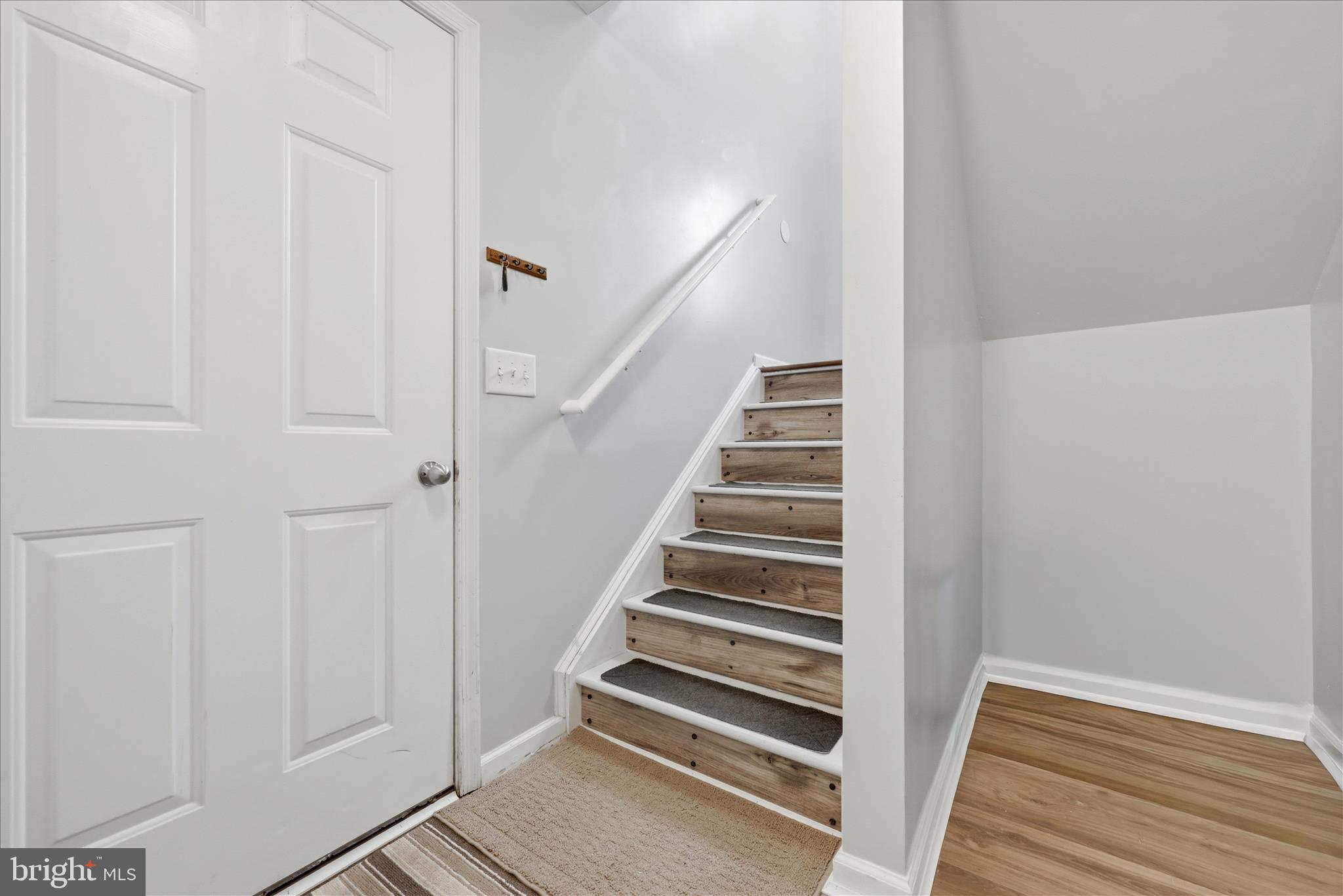 CHESSIE COURT - Residential