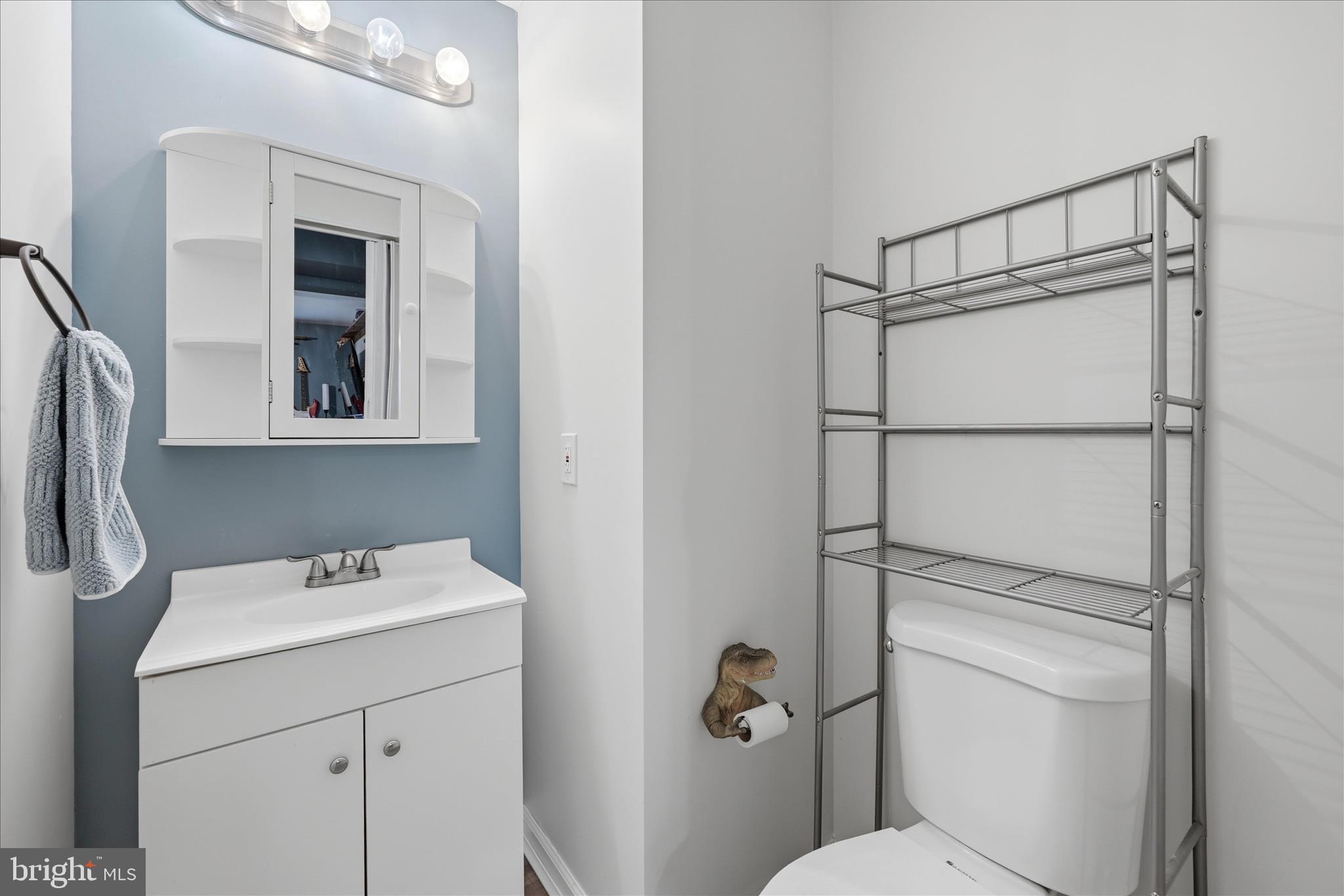 CHESSIE COURT - Residential