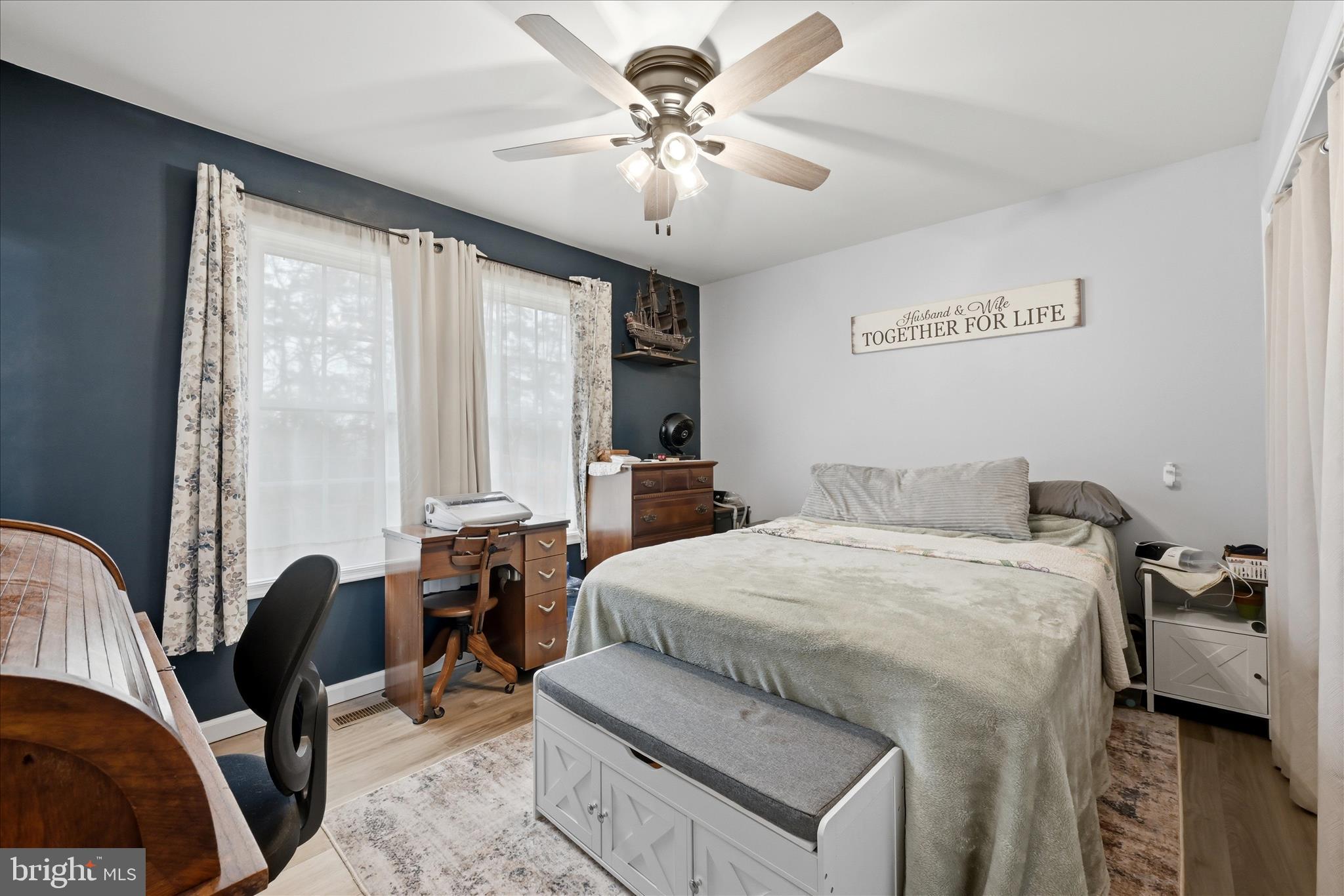 CHESSIE COURT - Residential