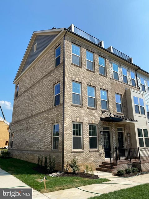 Townhouse For Rent - 100 Stowe Drive<br/> GAITHERSBURG, MD 20878