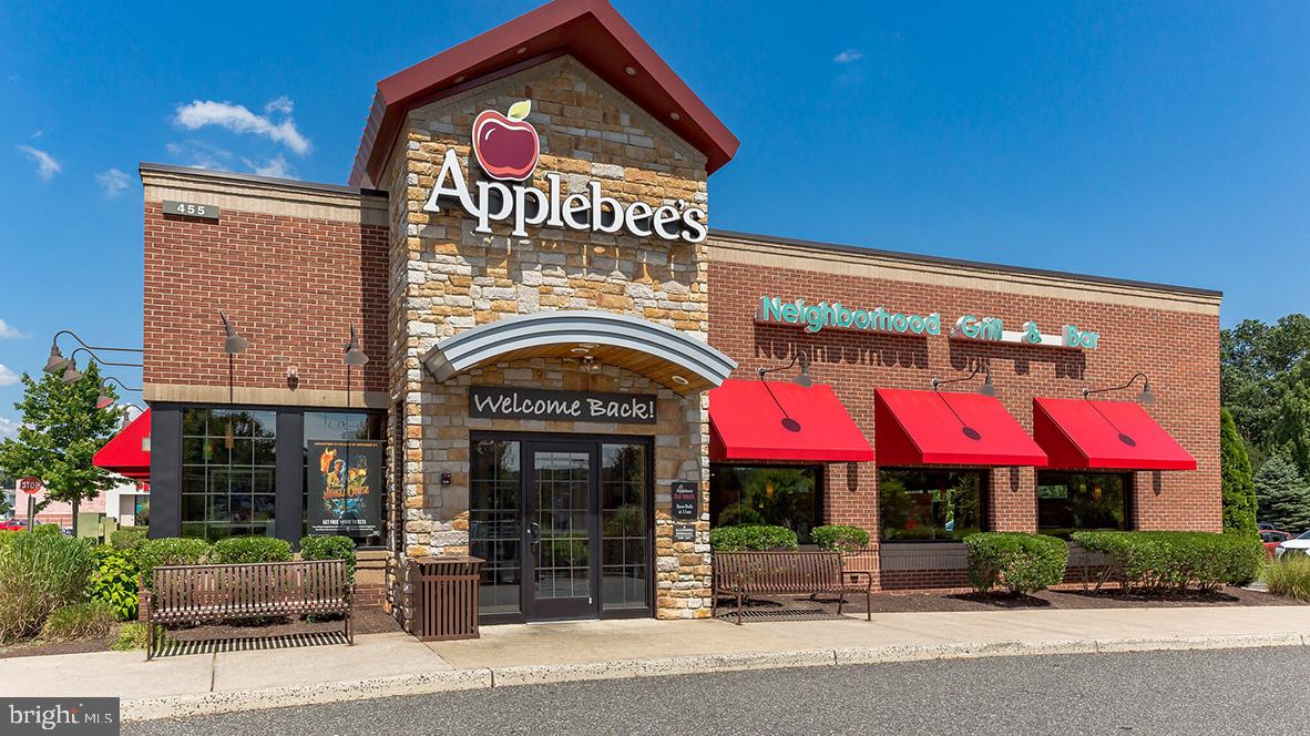 WILTONS CORNER - Residential