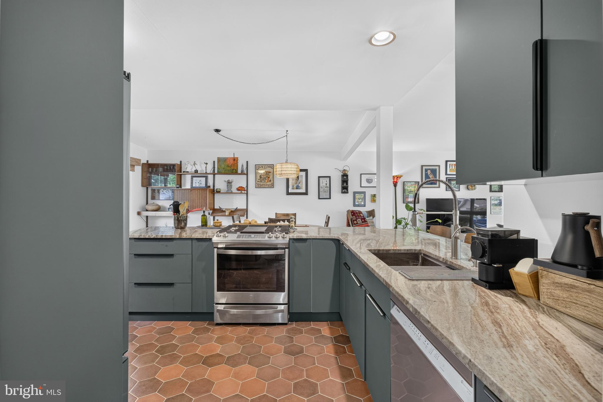 1402 DRAKE ROAD