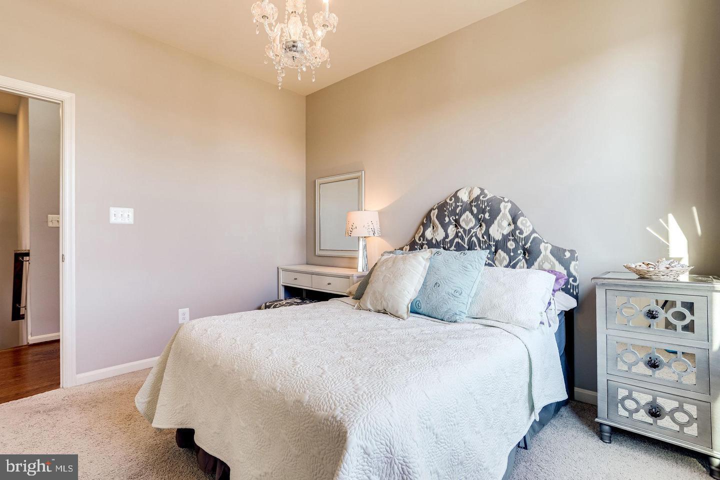 BRAMBLETON TOWN CENTER - Residential