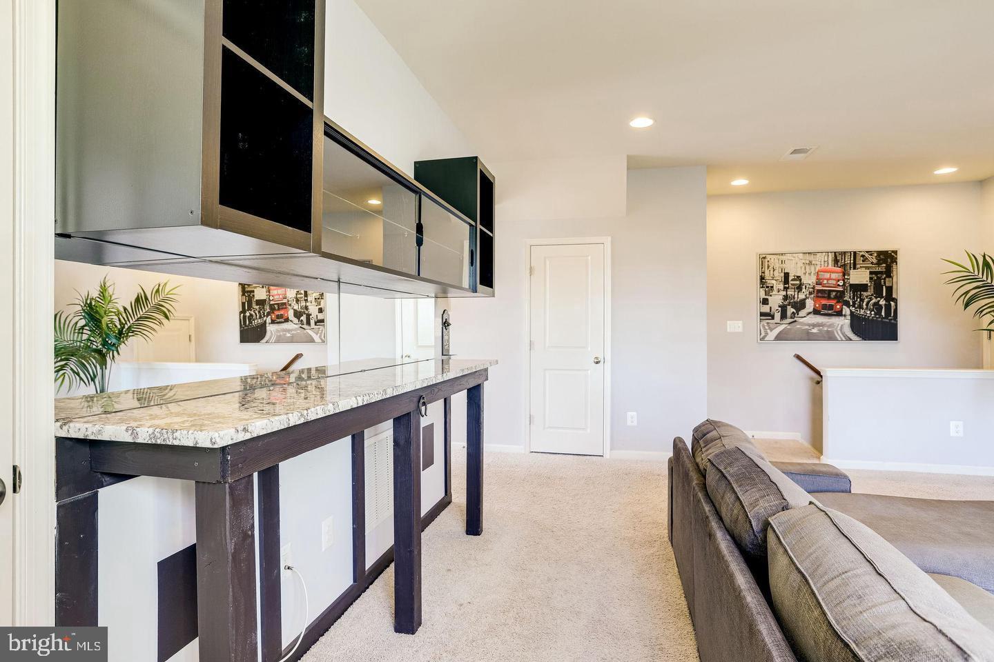 BRAMBLETON TOWN CENTER - Residential