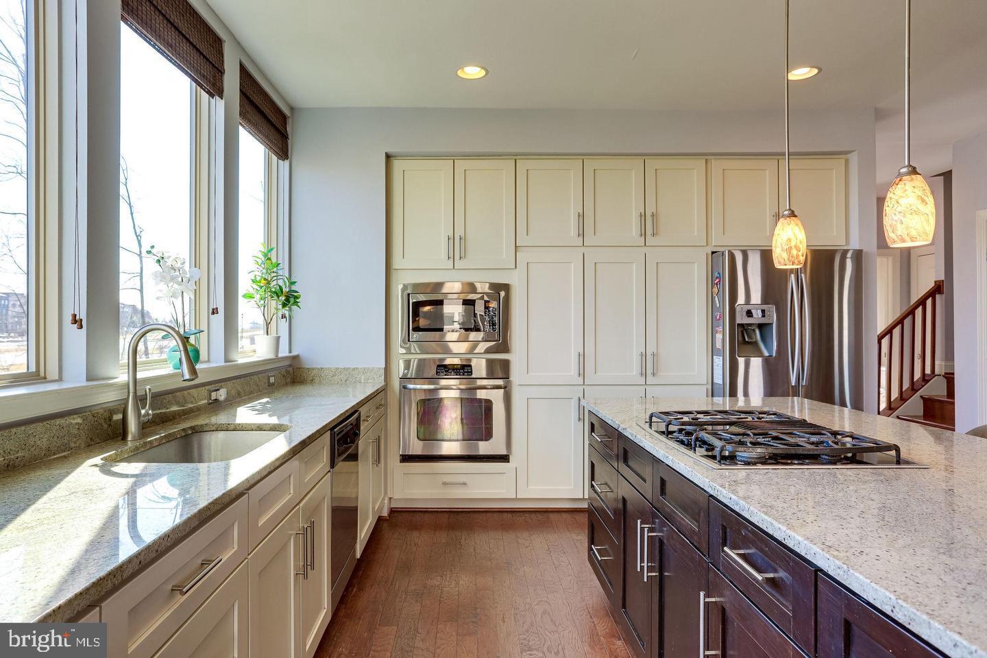 BRAMBLETON TOWN CENTER - Residential