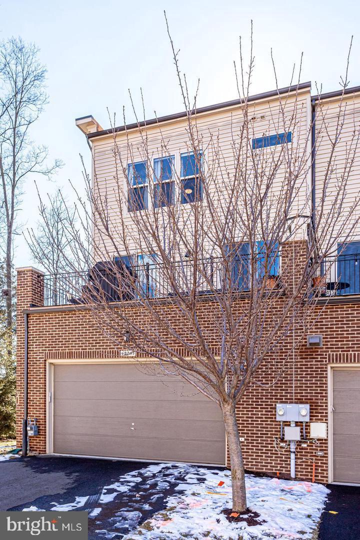 BRAMBLETON TOWN CENTER - Residential