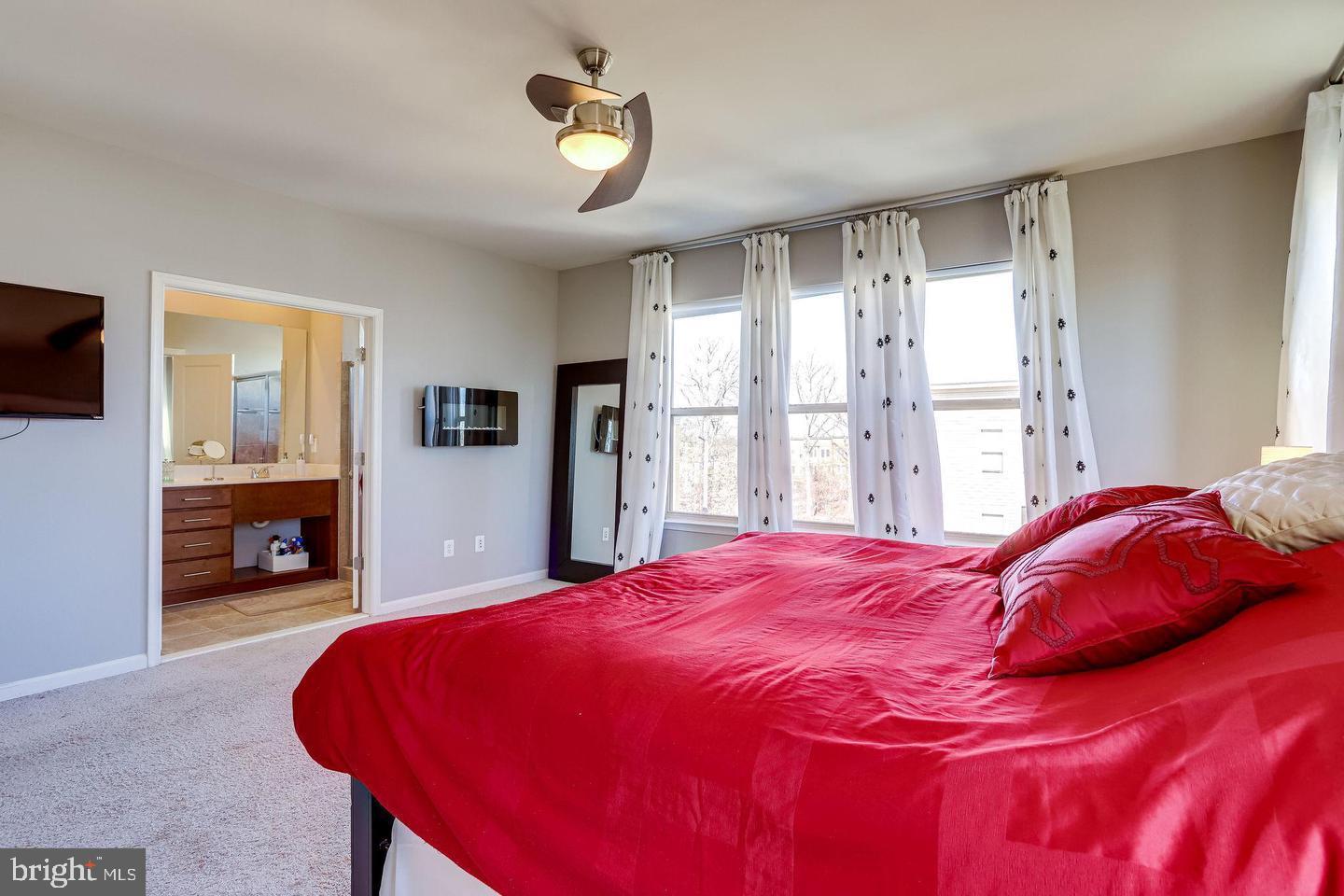 BRAMBLETON TOWN CENTER - Residential