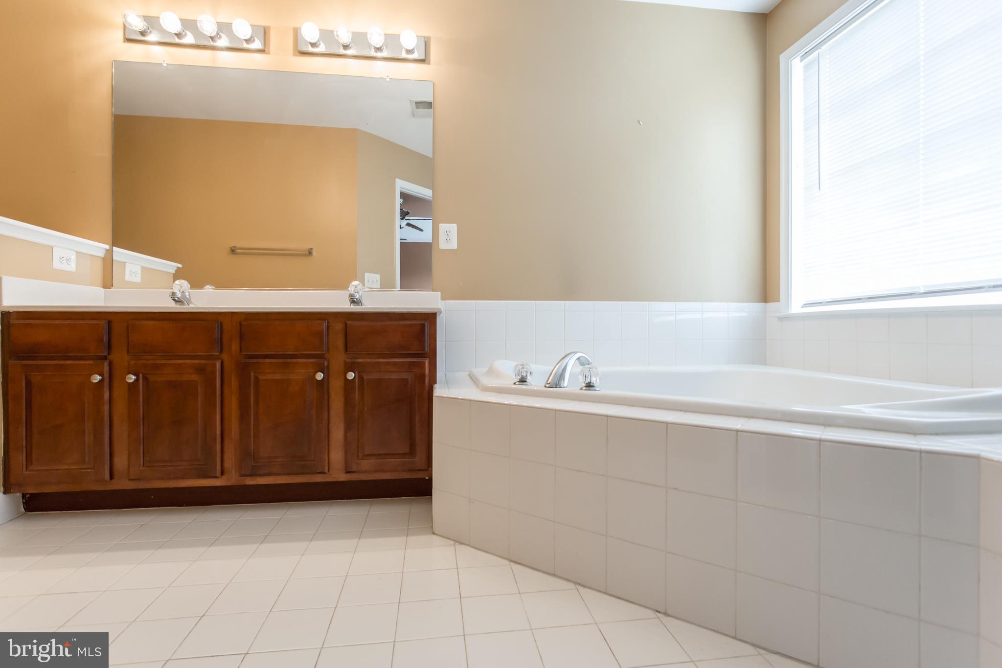 RIPPON LANDING - Residential Lease