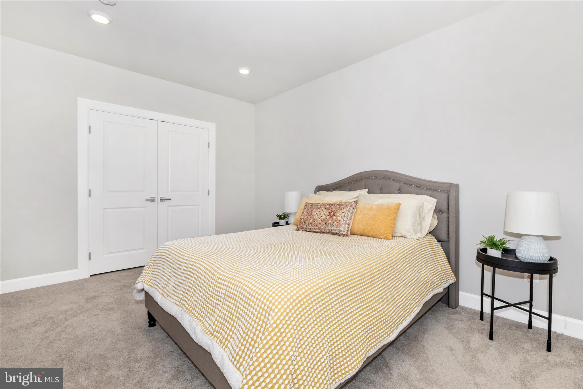 THE WOODLANDS - Residential