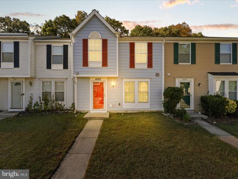 4757 HERSAND COURT WOODBRIDGE VA 22193