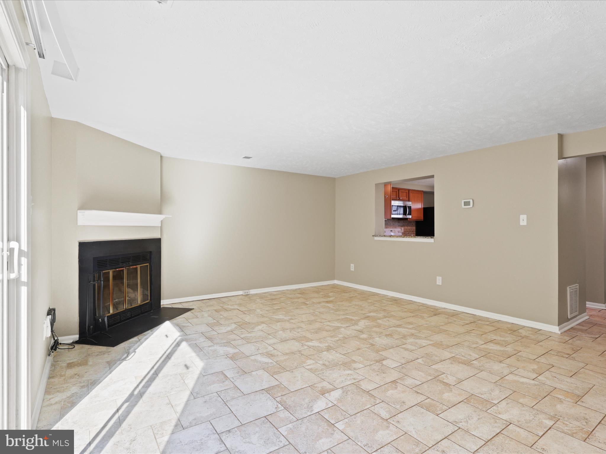 4757 HERSAND COURT