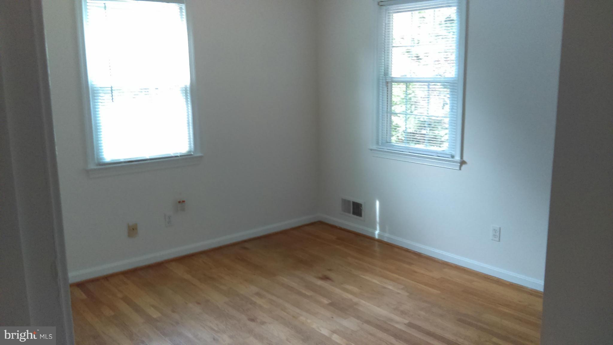 WOODLEY GARDENS - Residential Lease