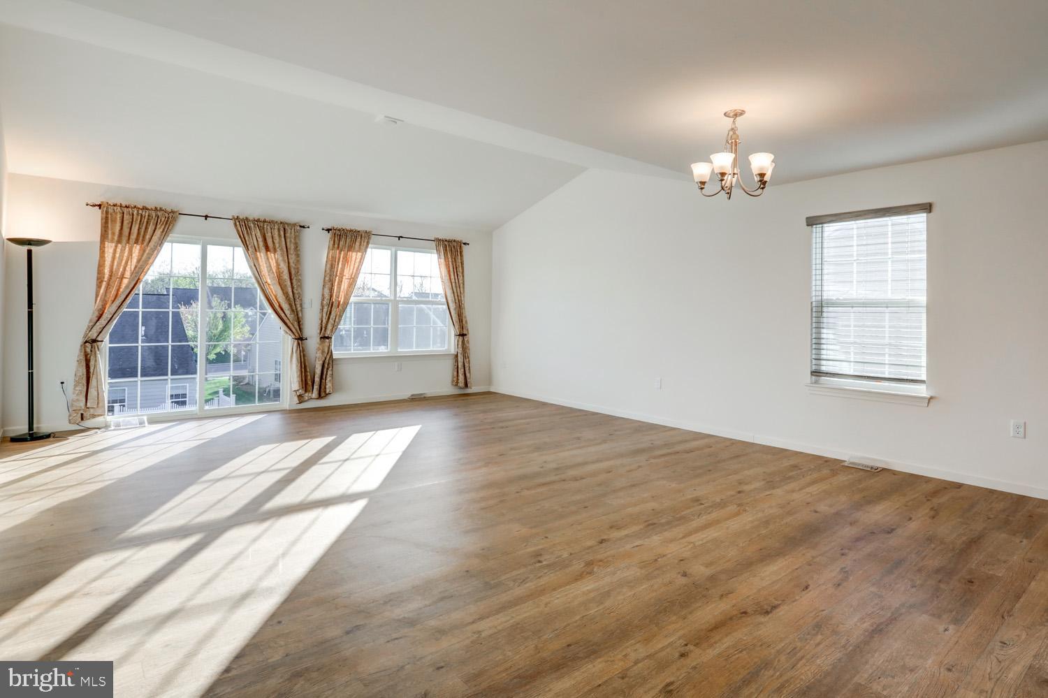 SOUTHERN VILLAGE - Residential